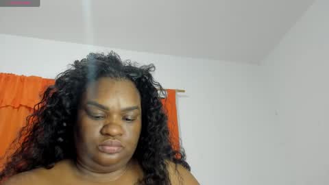 Snapshot of lilybaudyn_ chatting on 05.26.26 Lily online show from 05.26.26