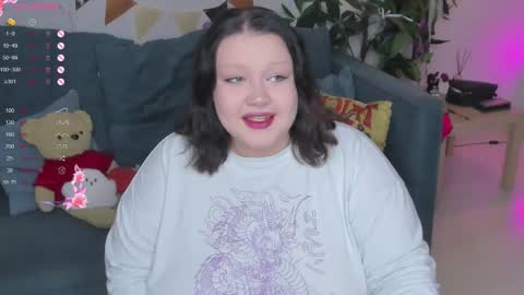 Lily online show from 10.04.25