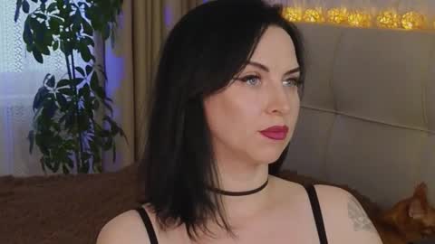 Lily online show from 09.14.25