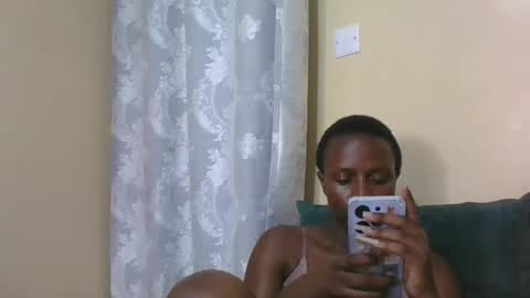 Snapshot of lilycute19 chatting on 02.11.26 lilycute19 online show from 02.11.26