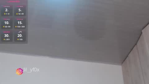 lilyfox23 online show from 09.13.25