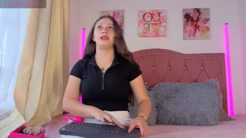 Lily online show from 10.06.25