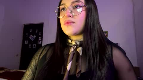 Lily online show from 06.05.26