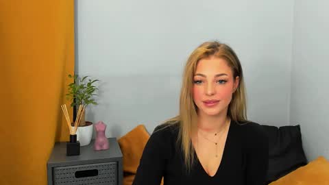 Lily online show from 12.20.24