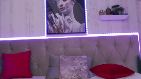 Snapshot of lilyrose_ chatting on 03.11.25 online show from 03.11.25