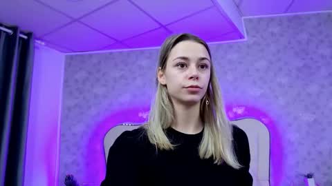 Snapshot of lilyrose_ chatting on 10.09.25 online show from 10.09.25