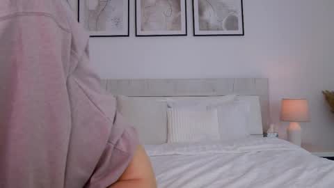 Lily online show from 02.10.25