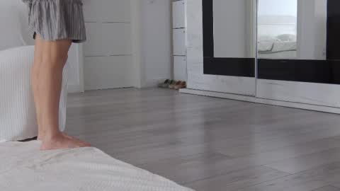 Lily online show from 09.20.25