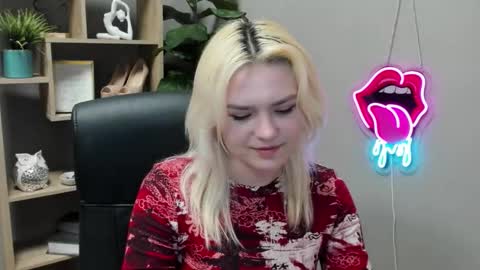 Lily online show from 03.13.26