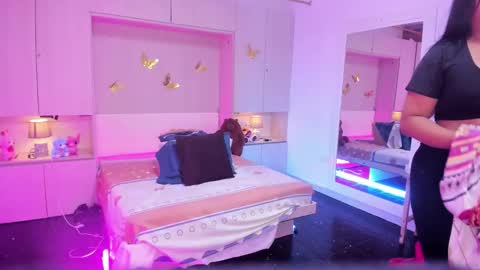 lilywhitee1 online show from 01.16.26