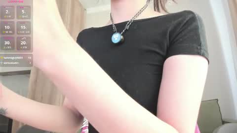 Lily online show from 08.03.26
