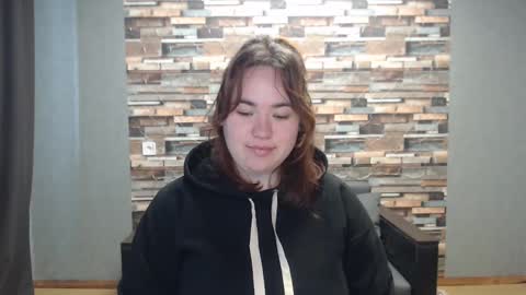 Snapshot of limalagris chatting on 02.21.25 busty princess online show from 02.21.25