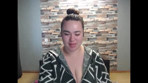 Snapshot of limalagris chatting on 10.30.25 busty princess online show from 10.30.25