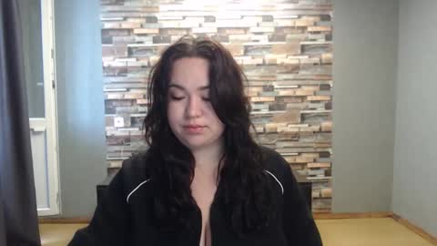 busty princess online show from 05.10.26