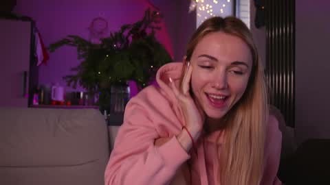 Snapshot of limy_sweet chatting on 01.07.25 limy_sweet online show from 01.07.25