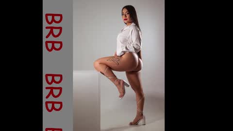 Snapshot of lin_jayani chatting on 01.30.25 Lin online show from 01.30.25