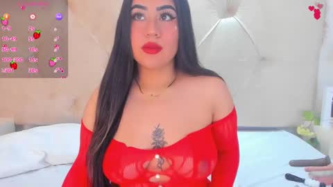 Snapshot of lin_jayani chatting on 03.12.25 Lin online show from 03.12.25