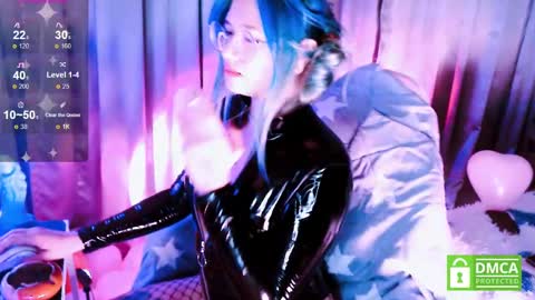 Snapshot of lina2d_tyan chatting on 02.14.25 Lina2D tyan online show from 02.14.25