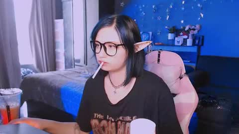 Snapshot of lina2d_tyan chatting on 09.24.25 Lina2D tyan online show from 09.24.25