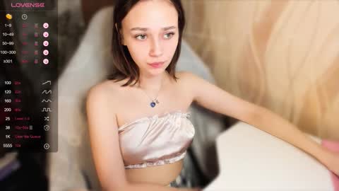 Scarlet online show from 10.22.25