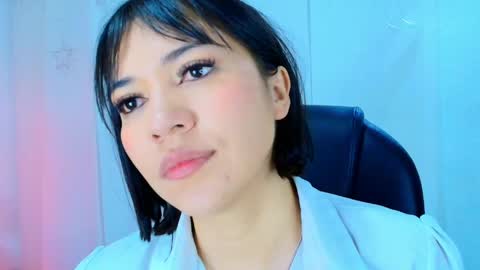 Snapshot of lina_bedoya chatting on 04.24.26 Lina Bedoya online show from 04.24.26