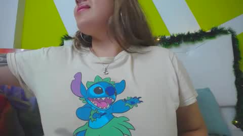 Snapshot of lina_browm chatting on 12.28.24 Lina Browm online show from 12.28.24