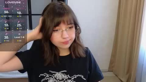 Lina online show from 11.28.25