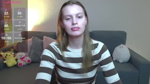 Snapshot of lina_bush chatting on 12.18.24 lina_bush online show from 12.18.24