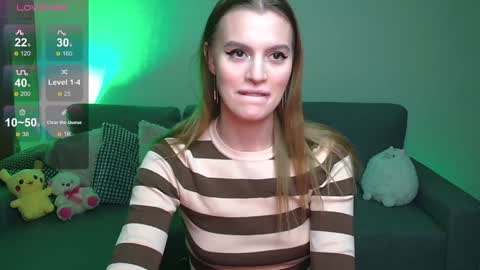 Snapshot of lina_bush chatting on 12.18.24 lina_bush online show from 12.18.24