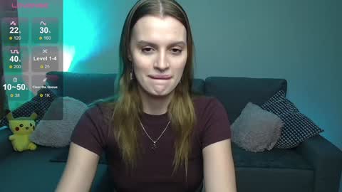 Snapshot of lina_bush chatting on 12.23.24 lina_bush online show from 12.23.24