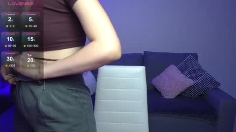 Snapshot of lina_bush chatting on 12.30.24 lina_bush online show from 12.30.24