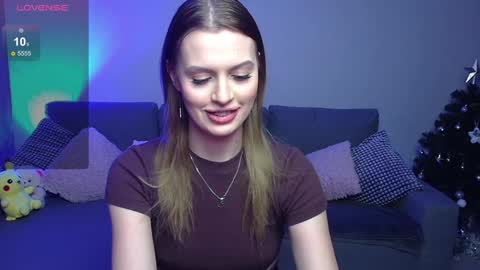 Snapshot of lina_bush chatting on 01.04.25 lina_bush online show from 01.04.25