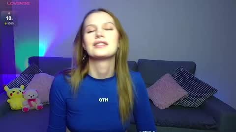 Snapshot of lina_bush chatting on 01.19.25 lina_bush online show from 01.19.25