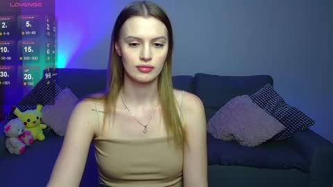 Snapshot of lina_bush chatting on 01.21.25 lina_bush online show from 01.21.25
