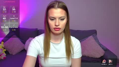 Snapshot of lina_bush chatting on 03.05.25 lina_bush online show from 03.05.25