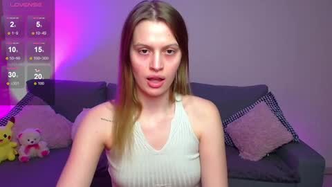 Snapshot of lina_bush chatting on 03.10.25 lina_bush online show from 03.10.25