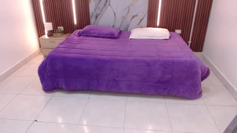 Lina online show from 09.12.25