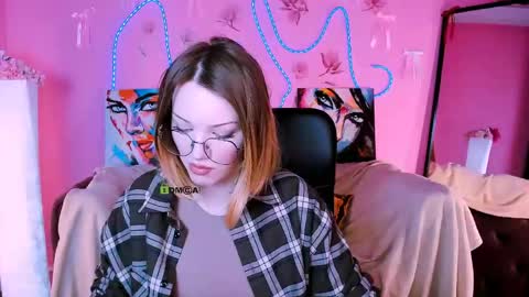 lina_fox12 online show from 05.18.26