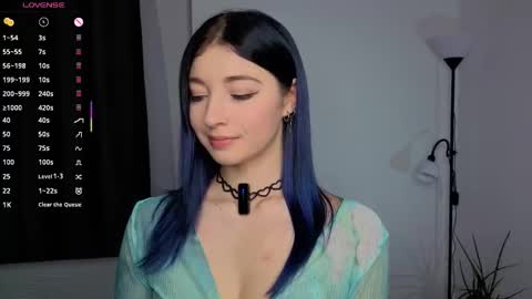 Lina online show from 10.16.25