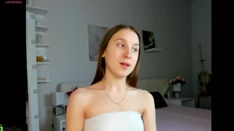 lina_massey online show from 04.21.26