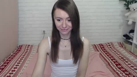 Snapshot of lina_rouge_ chatting on 12.01.25 Lina Rouge online show from 12.01.25