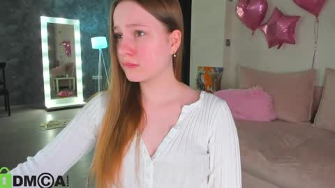Snapshot of lina_smilee chatting on 05.16.26 Lina online show from 05.16.26