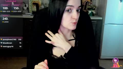 Lina 3  1715622743 online show from 01.21.25