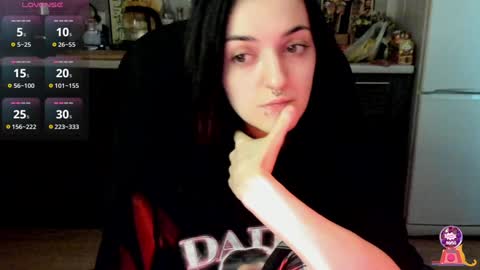 Lina 3  1715622743 online show from 02.06.25