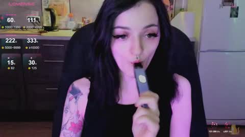 Lina 3  1715622743 online show from 10.04.25