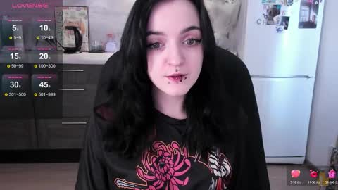 Lina 3  1715622743 online show from 03.13.26