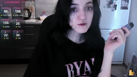 Lina 3  1715622743 online show from 03.23.26