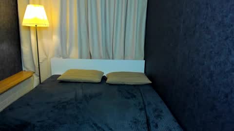 Lina online show from 12.24.24