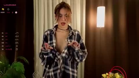 Lina online show from 10.17.25