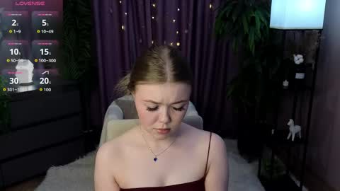 Lina online show from 04.29.26